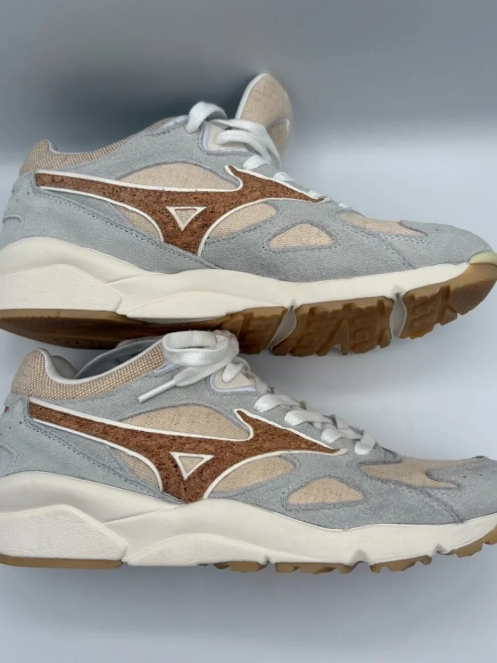 New Mizuno Men's Size 10 RB-LINE Sneakers SKY MEDAL Undyed White x Cork